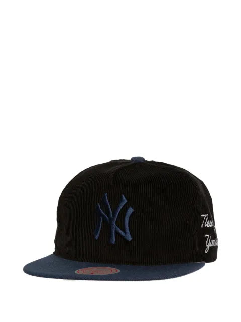 Mitchell & Ness New York Yankees corduroy baseball cap