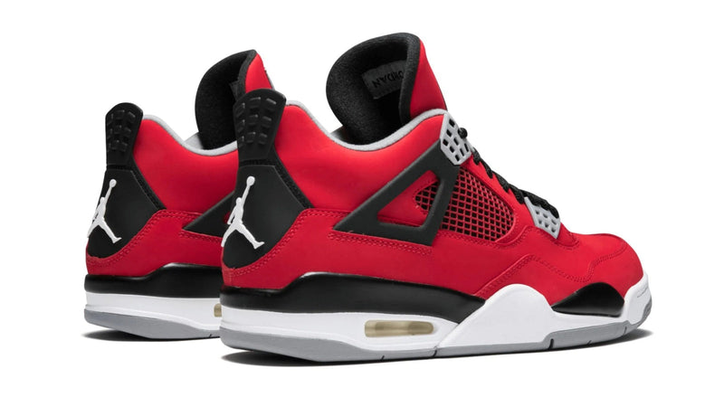 Air Jordan 4 Retro – Toro Bravo