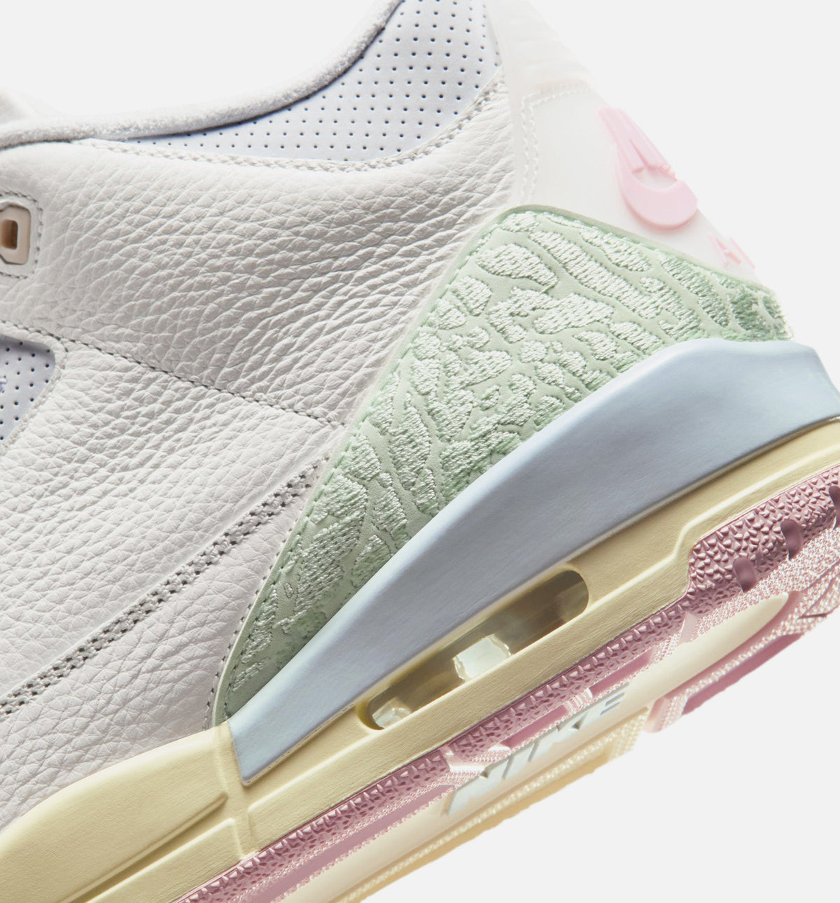 Air Jordan 3 Retro "Sail and Jade Aura" Men's Shoe – Sail/Jade Aura/Aura/Iced Carmine