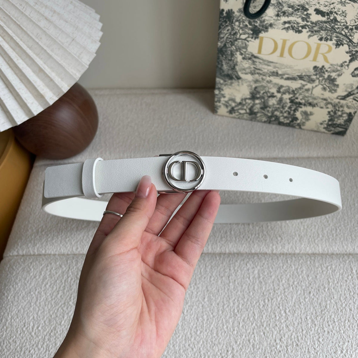 DIOR 25S BELT 25 MM IN WHITE CALFSKIN 572159