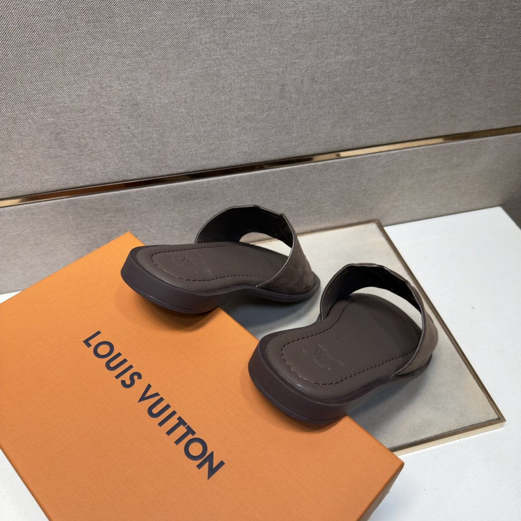 Louis Vuitton Men's Embossed Strap Slide Sandals - Leather Lining